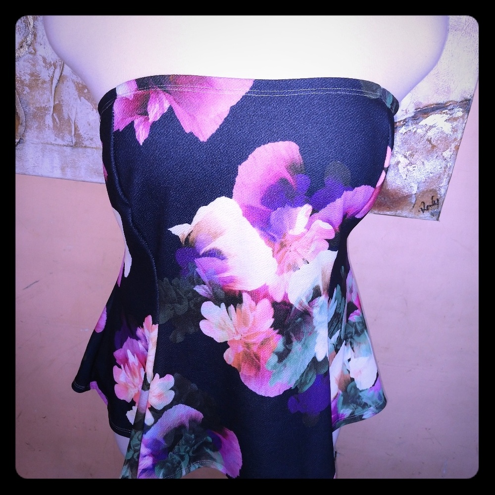 Strapless peplum top